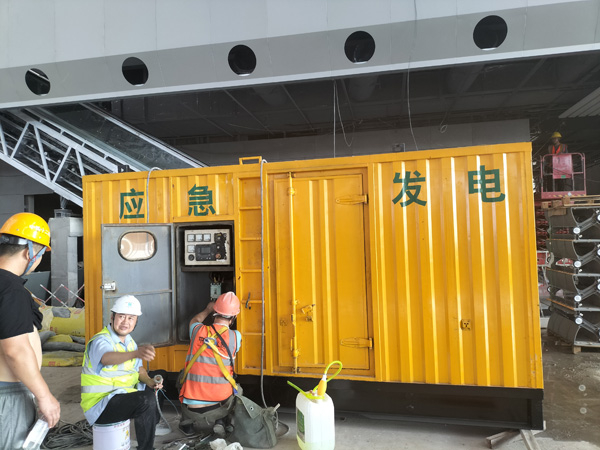 锦江怎样判断空气滤清器是否需要更换？