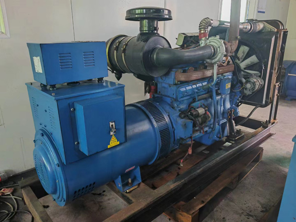 锦江100kW柴油发电机组使用多级机油有哪些优缺点？